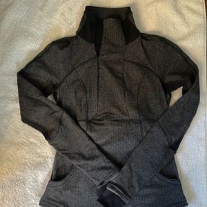 Lululemon ¼ zip pullover